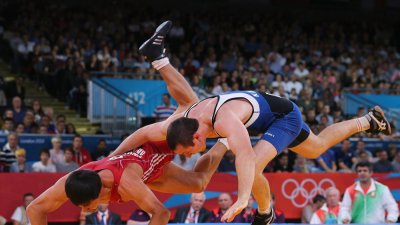 Билан Нальгиев одолел действующего Олимпийского Чемпиона по греко-римской борьбе  Романа Власова