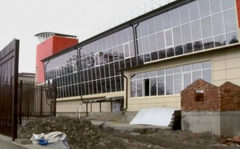 В Барсуках завершается строительство ФОКа