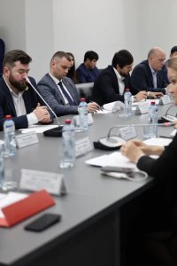 РУСЛАН БЕЛХОРОЕВ  СТАЛ УЧАСТНИКОМ КРУГЛОГО СТОЛА В РАМКАХ ВСЕРОССИЙСКОГО ФЕСТИВАЛЯ В ГРОЗНОМ