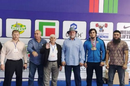 ХАС-МАГОМЕД БАЛАЕВ ЗАВОЕВАЛ СЕРЕБРЯНУЮ МЕДАЛЬ НА ЧЕМПИОНАТЕ РОССИИ ПО ТЯЖЕЛОЙ АТЛЕТИКЕ