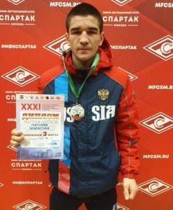 Гайтукиев Мовлатгири выиграл "бронзу" на Всероссийских соревнованиях по боксу